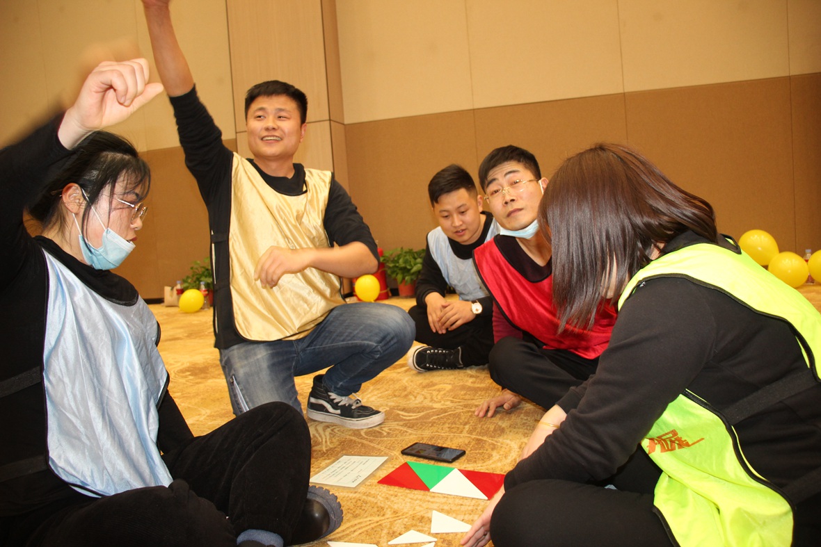 貝特佳廊坊滄州區(qū)域2022年室內(nèi)拓展團建回顧